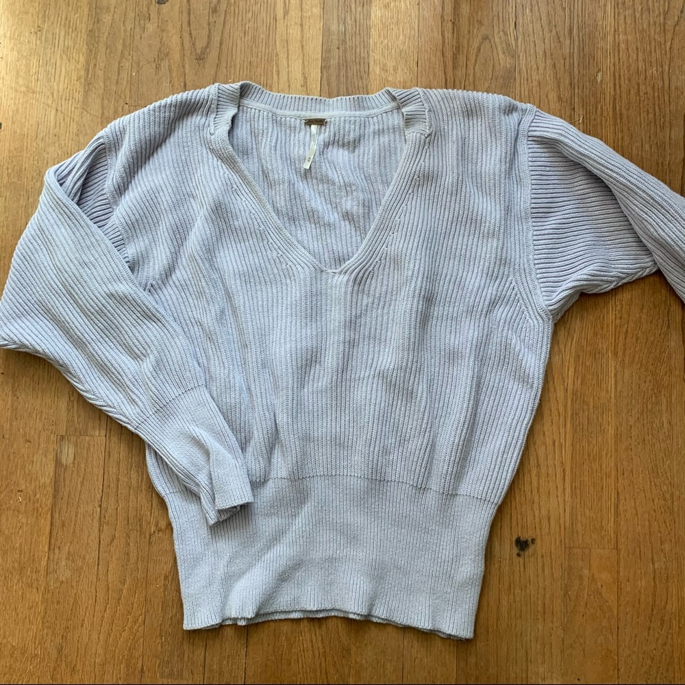 Cozy lavender v neck sweater